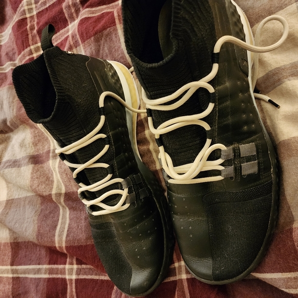 Project Rock 1 - Picture 3 of 4